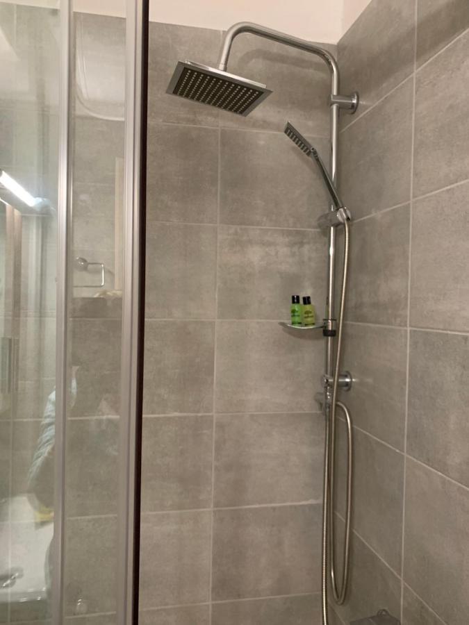 V17 Syntagma Studio Афины Экстерьер фото